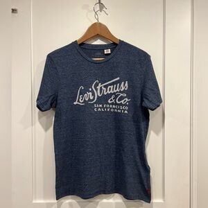 Levi's Men's Navy Graphic Tee